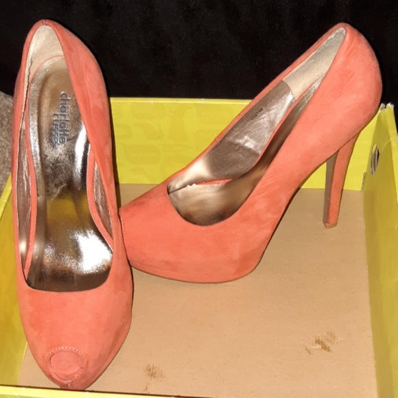 Coral colored stilettos - Picture 1 of 1